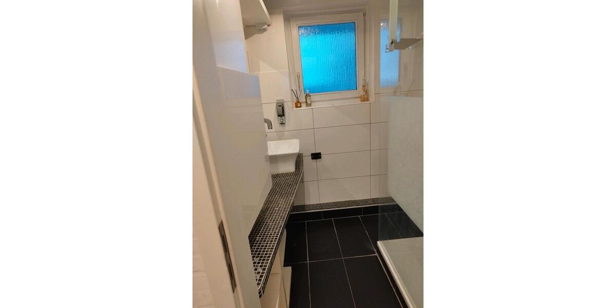 Etagenwohnung Detmold - 3 Zimmer, 72 m&sup2;, 570&euro; | Angebot:25990352