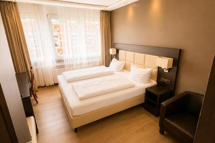 Wohnung Karlsruhe - 1 Zimmer, 18 m&sup2;, 600&euro; | Angebot:26479741