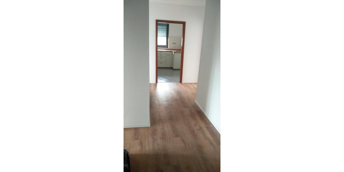 Etagenwohnung Offenbach am Main Hafen - 3 Zimmer, 84 m&sup2;, 880&euro; | Angebot:26700029