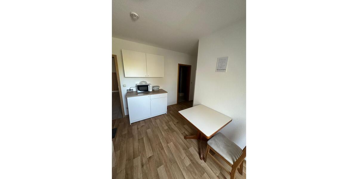 Wohnen auf Zeit Otter - 10 Zimmer, 22 m&sup2;, 22&euro; | Angebot:26214710