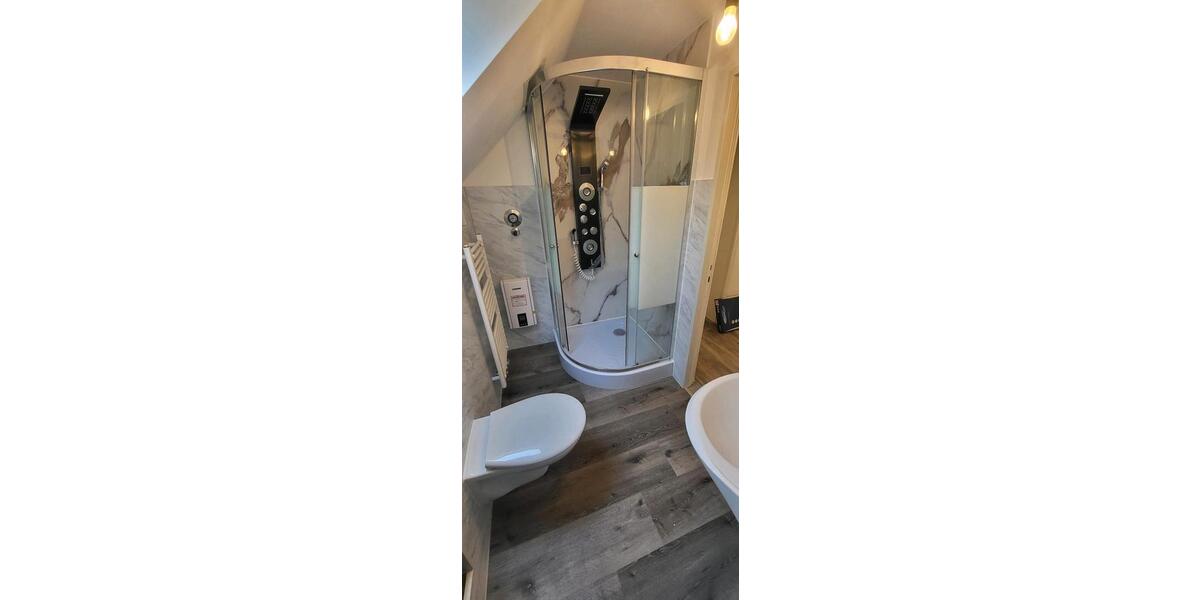 Etagenwohnung Engelskirchen - 4.5 Zimmer, 100 m&sup2;, 1.000&euro; | Angebot:26611643