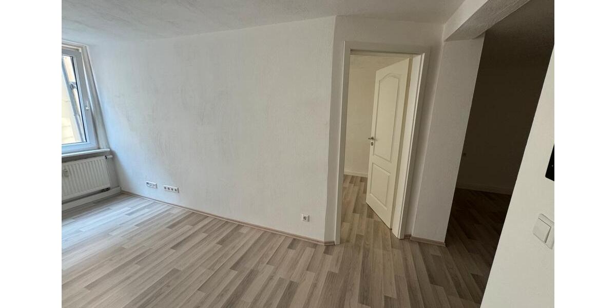 Etagenwohnung Rottenburg am Neckar - 1 Zimmer, 70 m&sup2;, 750&euro; | Angebot:26665996