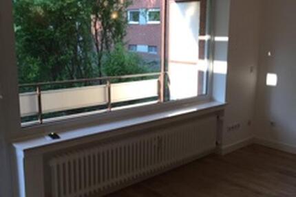 Schöne helle 1-Raumwohnung ruhig gelegen mit Kleiner Küche und Teilmöbiliert 1 zimmer