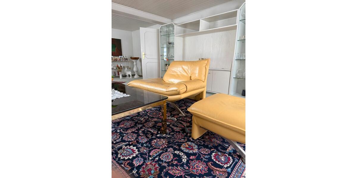 Etagenwohnung Neukirchen - 3 Zimmer, 230 m&sup2;, 800&euro; | Angebot:26413348