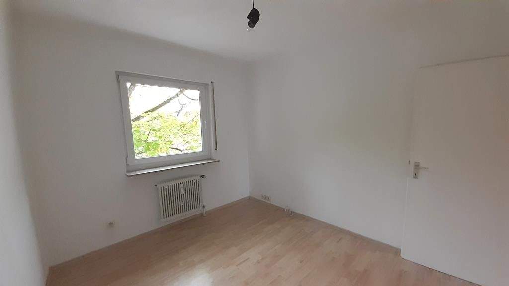 Etagenwohnung Erlangen Erlangen-Süd - 3 Zimmer, 87 m&sup2;, 1.150&euro; | Angebot:24543938