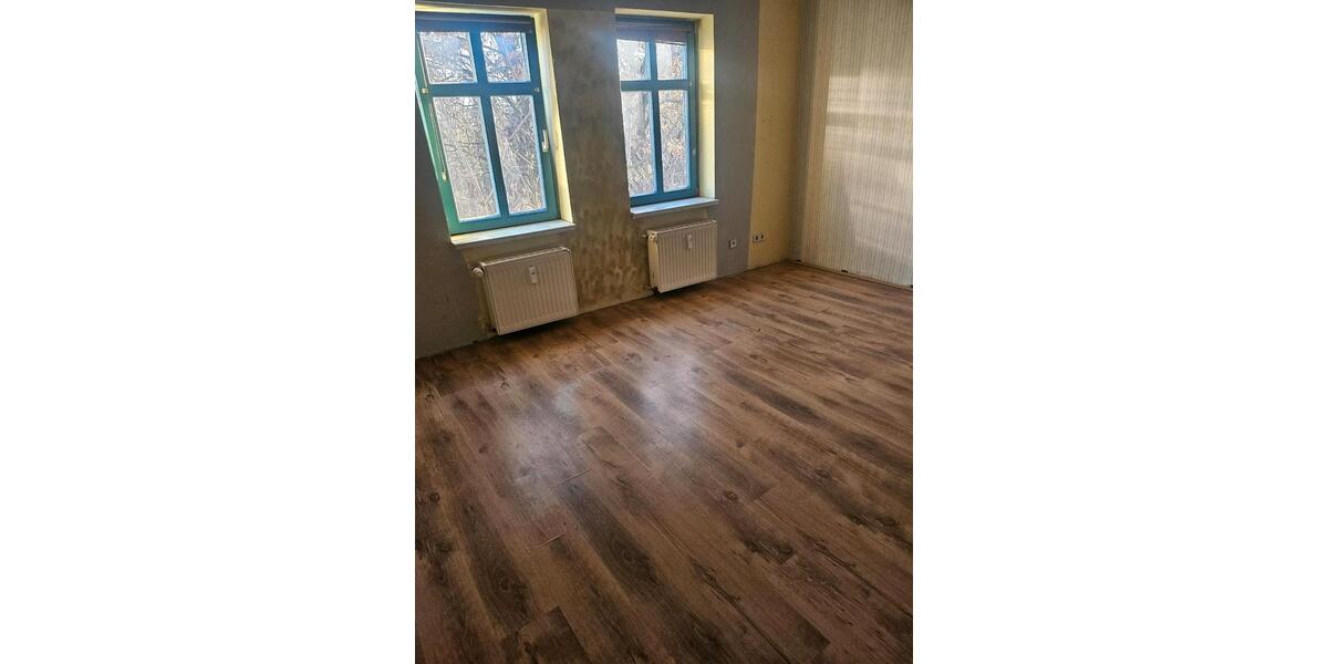 Etagenwohnung Wolmirstedt - 3 Zimmer, 104 m&sup2;, 599&euro; | Angebot:25333499