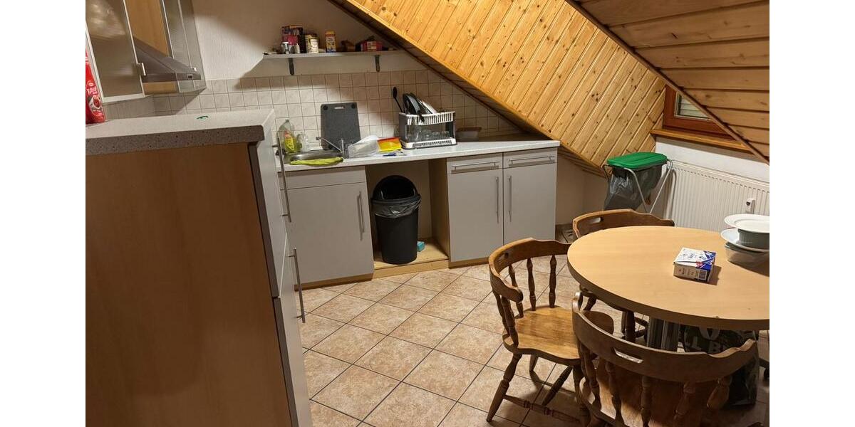 Dachgeschoßwohnung Solms - 2 Zimmer, 70 m&sup2;, 700&euro; | Angebot:24731773