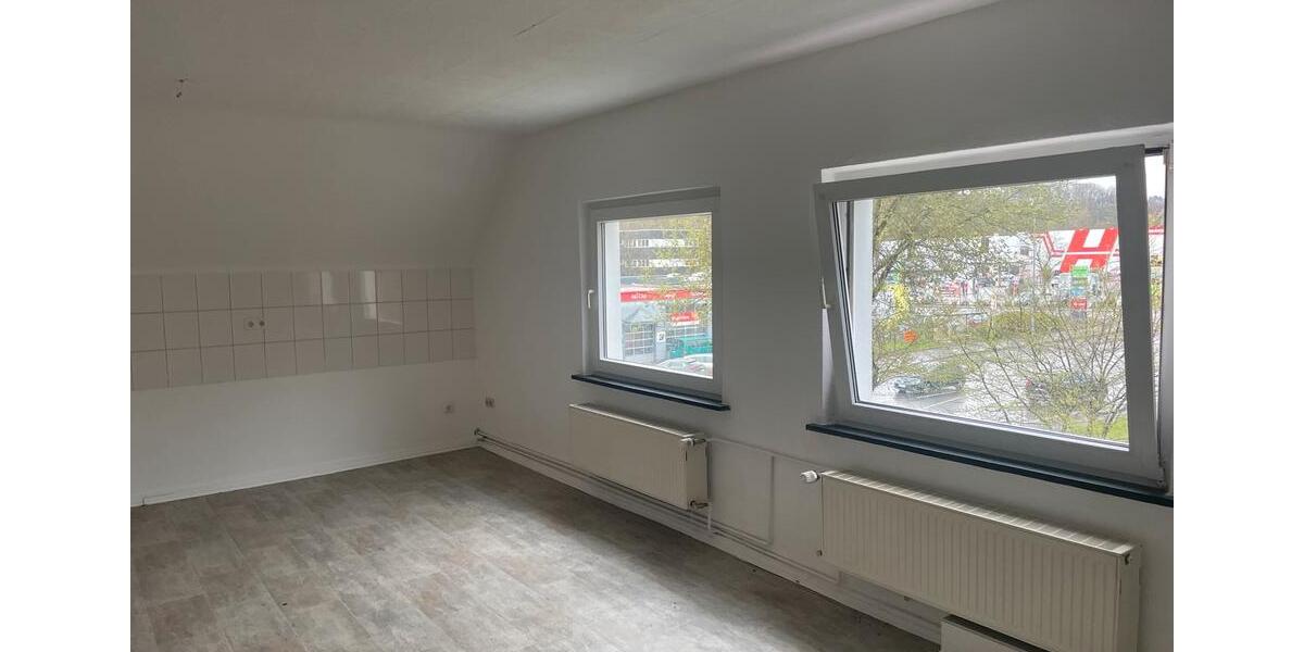 Dachgeschoßwohnung Iserlohn - 3 Zimmer, 80 m&sup2;, 500&euro; | Angebot:26366507