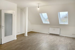 Dachgeschoßwohnung Schwarzenbek - 2.5 Zimmer, 65 m&sup2;, 750&euro; | Angebot:26252610