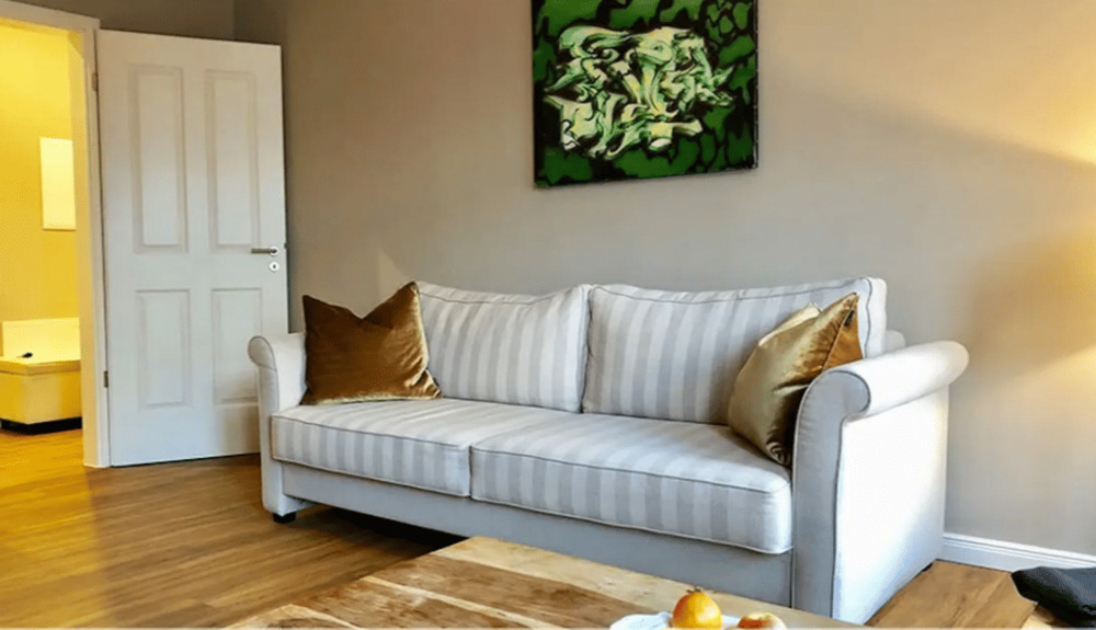 Etagenwohnung Ulm Mitte - 2 Zimmer, 65 m&sup2;, 500&euro; | Angebot:26844078