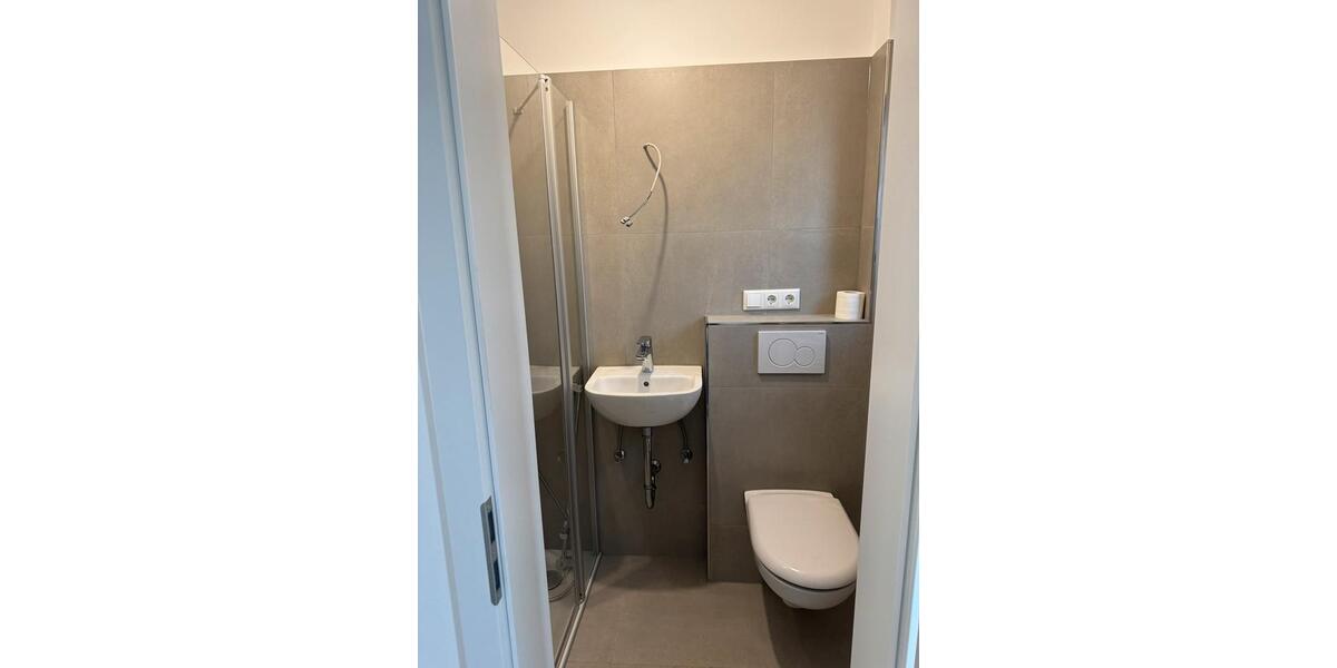 Etagenwohnung Sehnde - 5 Zimmer, 103 m&sup2;, 1.745&euro; | Angebot:26301075