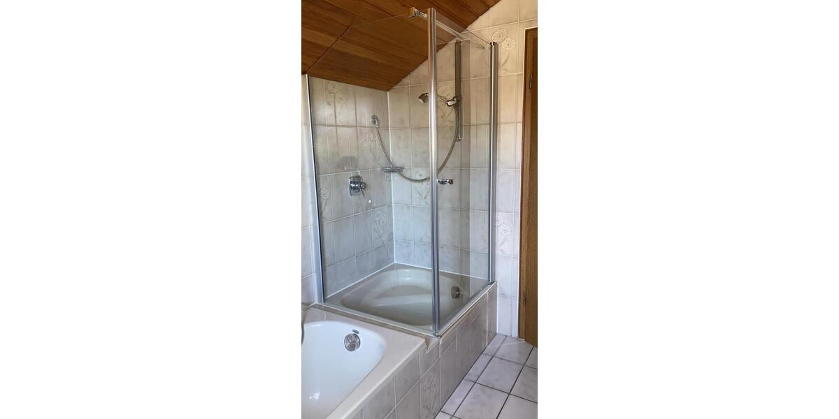 Dachgeschoßwohnung Weichering - 2 Zimmer, 85 m&sup2;, 985&euro; | Angebot:24570006