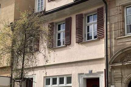 Ladengeschäft in charmantem Altbau 2 zimmer