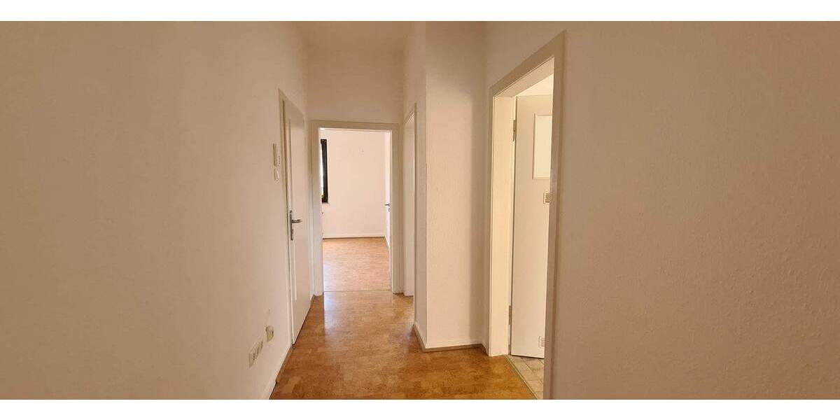 Etagenwohnung Mönchengladbach Stadtmitte - 3 Zimmer, 83 m&sup2;, 830&euro; | Angebot:24713355