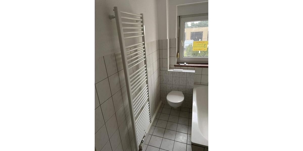Erdgeschoßwohnung Döbeln - 3 Zimmer, 59 m&sup2;, 290&euro; | Angebot:26036474