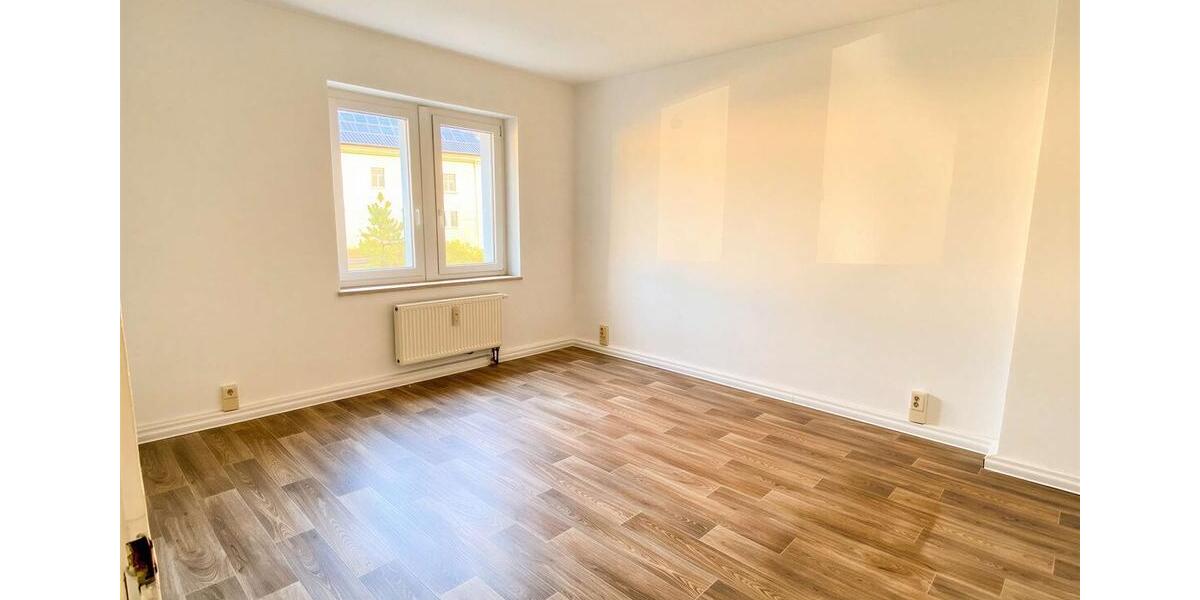 Etagenwohnung Forst (Lausitz) - 3 Zimmer, 79 m&sup2;, 389&euro; | Angebot:26252008