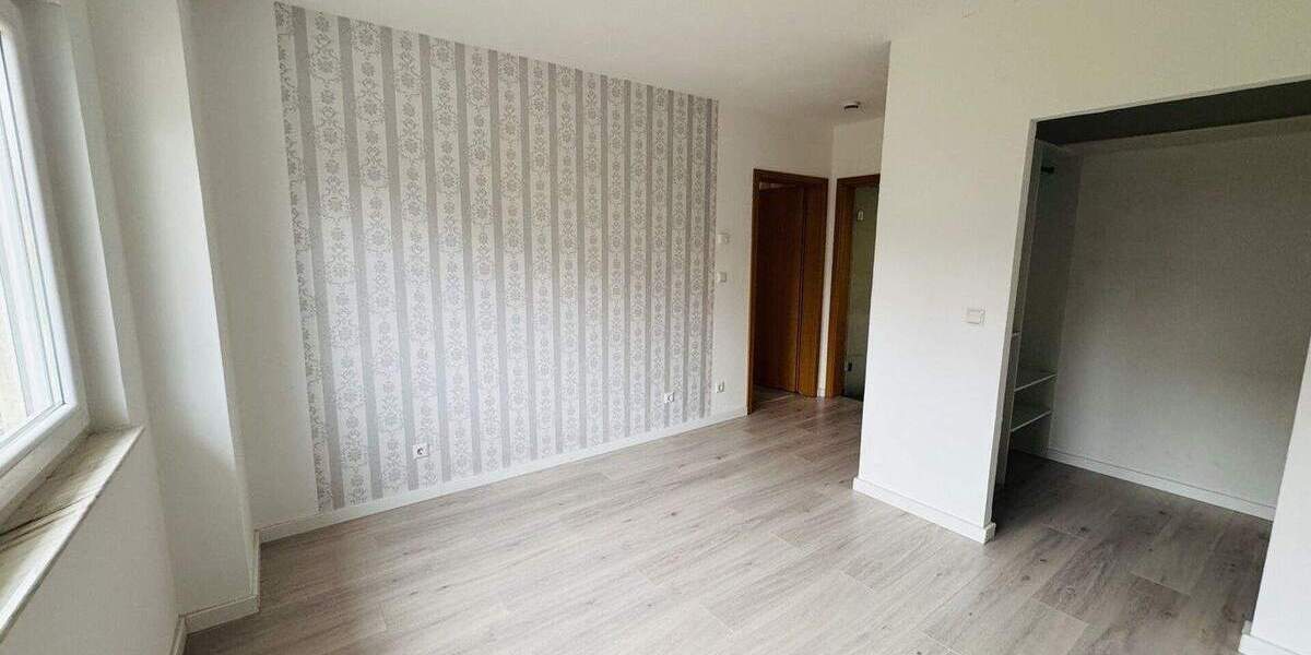 Einfamilienhaus Osterburken - 5 Zimmer, 159 m&sup2;, 1.570&euro; | Angebot:25051209