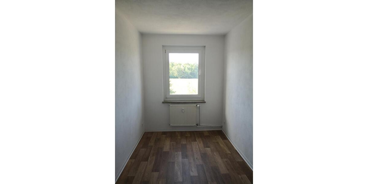 Etagenwohnung Kamenz - 4 Zimmer, 77 m&sup2;, 470&euro; | Angebot:24781602