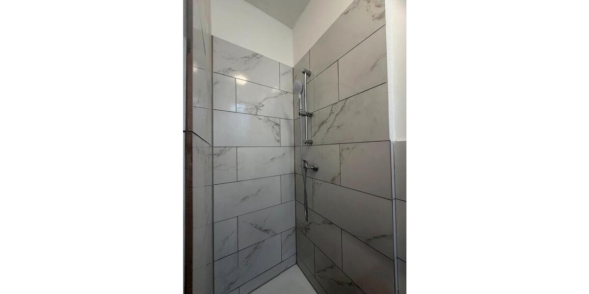 Mindestmietdauer langzeit Altbauwohnung stilvoll renoviert. 3.0G 2 zimmer