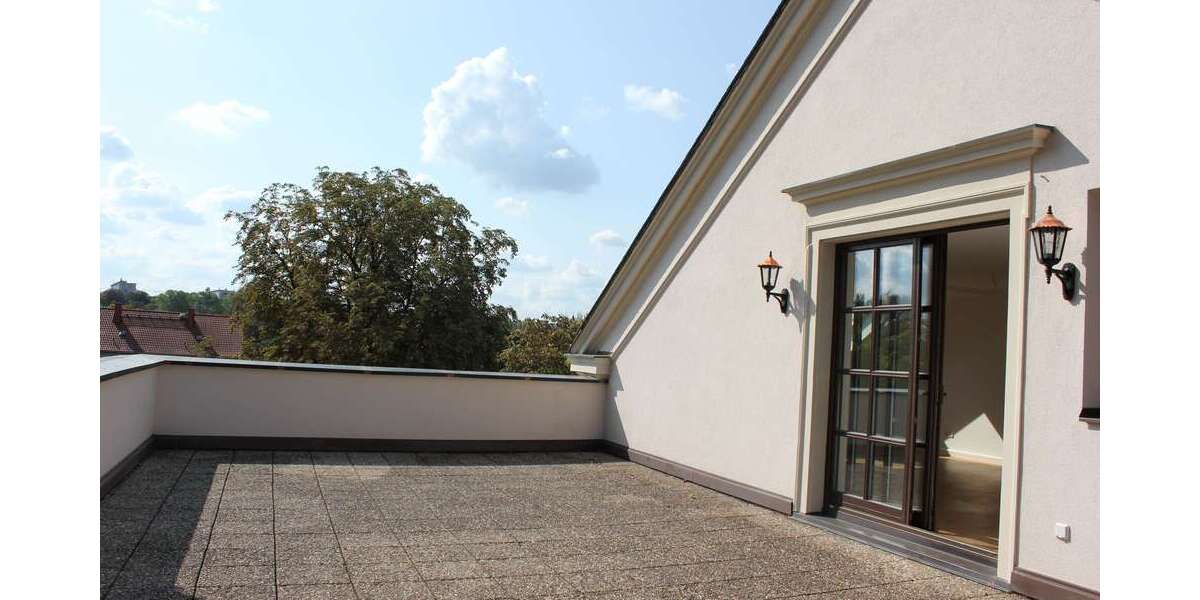 Etagenwohnung Chemnitz Kaßberg - 5 Zimmer, 163 m&sup2;, 1.143&euro; | Angebot:26754778