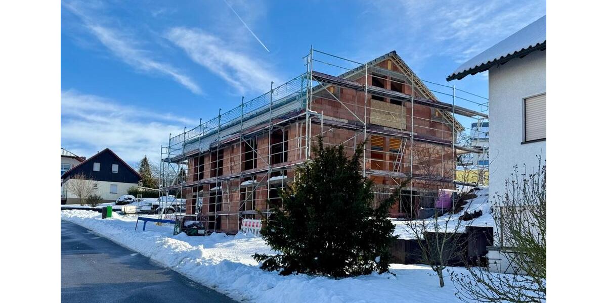 Doppelhaushälfte Möckmühl - 7 Zimmer, 183 m&sup2;, 1.550&euro; | Angebot:26022865