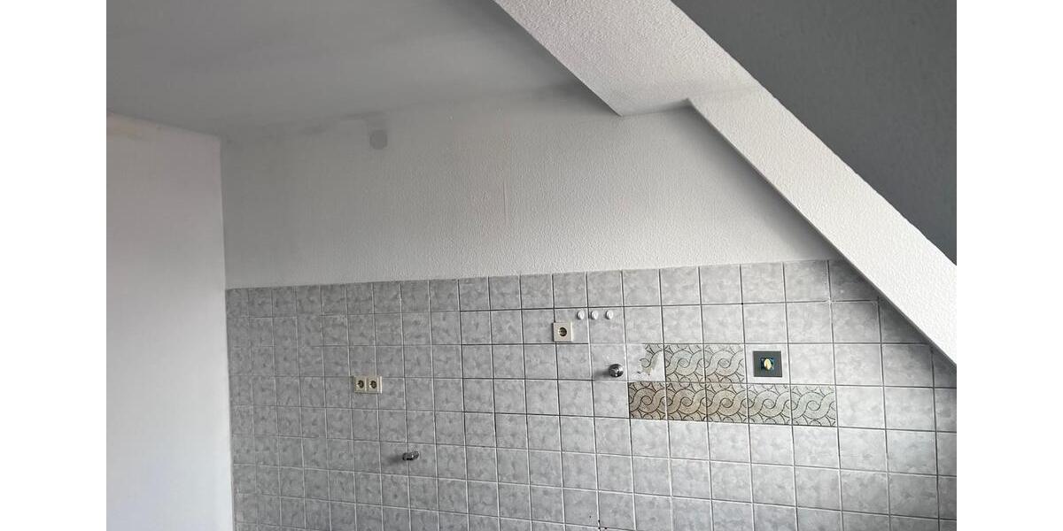 Dachgeschoßwohnung Lage - 2 Zimmer, 50 m&sup2;, 430&euro; | Angebot:25656620