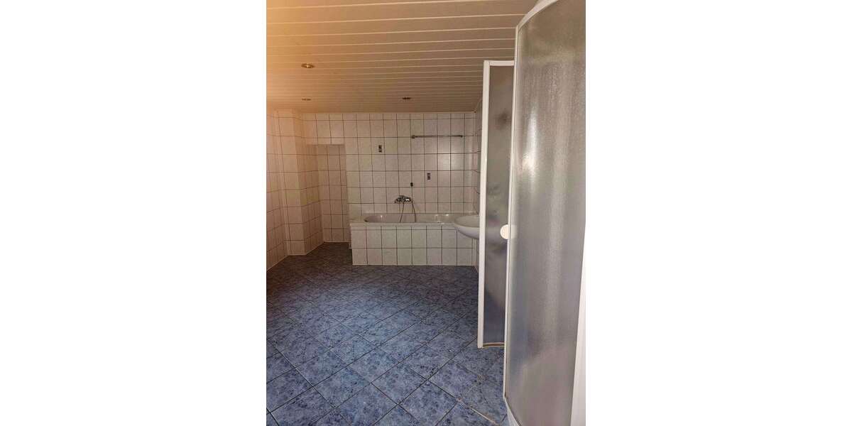 Etagenwohnung Ebsdorfergrund - 2 Zimmer, 80 m&sup2;, 650&euro; | Angebot:27020706