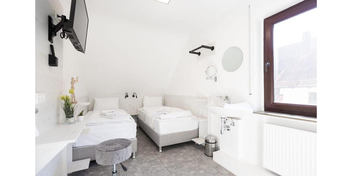 Wohnen auf Zeit Nürnberg Erlenstegen - 1 Zimmer, 14 m&sup2;, 49&euro; | Angebot:22362845