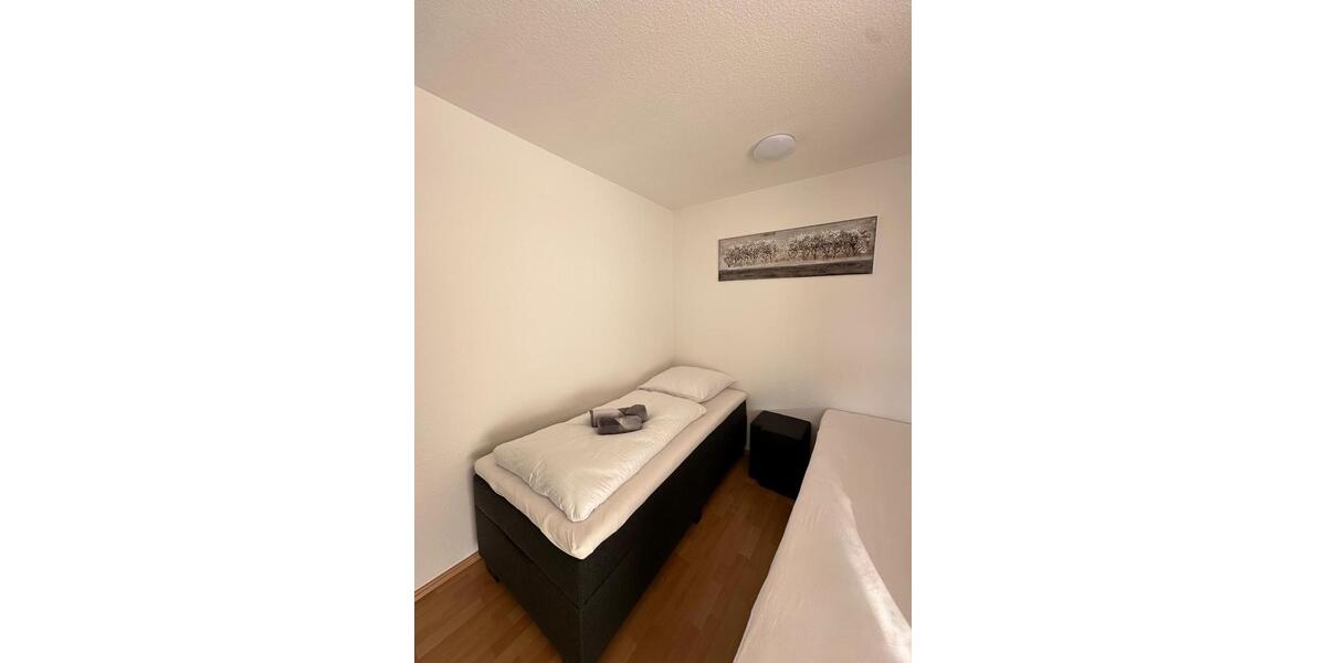Etagenwohnung Dettingen an der Erms - 1.5 Zimmer, 48 m&sup2;, 950&euro; | Angebot:26247548