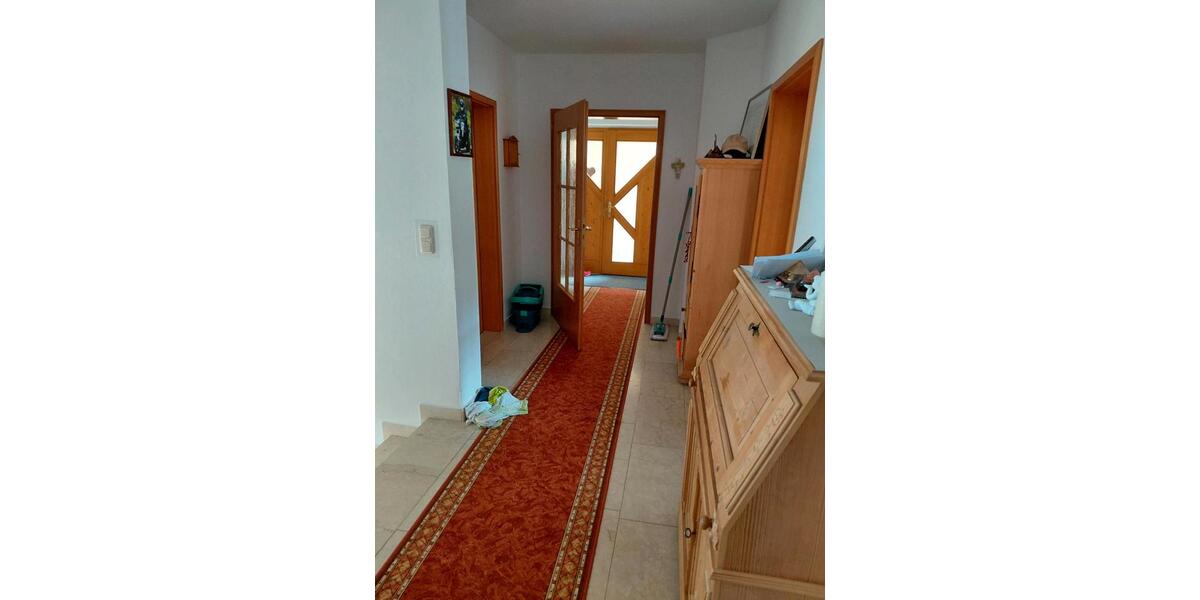 Wohnen auf Zeit Rottenburg an der Laaber - 1 Zimmer, 160 m&sup2;, 350&euro; | Angebot:26317486