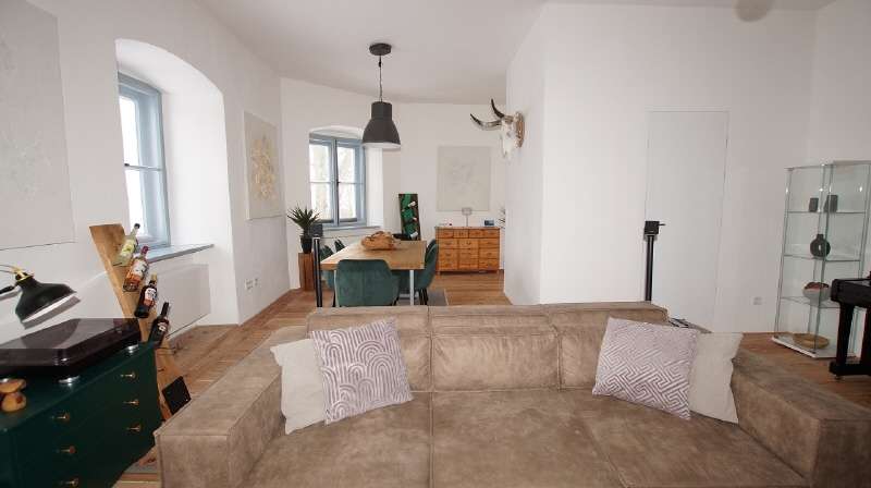 Etagenwohnung Aiterhofen - 3 Zimmer, 106 m&sup2;, 1.040&euro; | Angebot:24466880