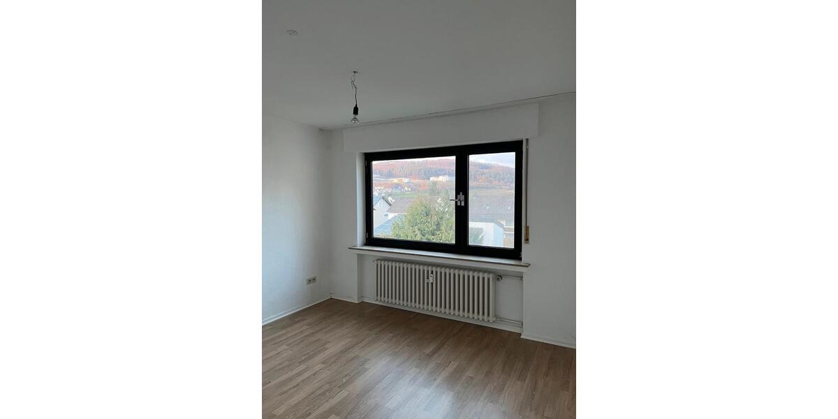 Etagenwohnung Höxter - 2 Zimmer, 62 m&sup2;, 450&euro; | Angebot:25988636