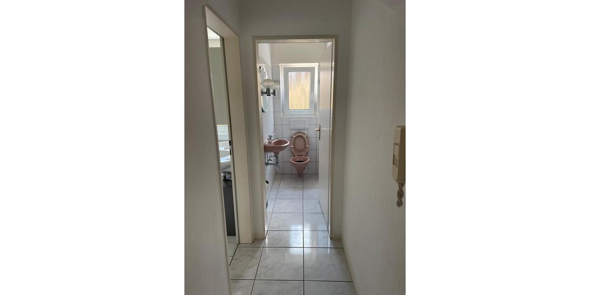 Erdgeschoßwohnung Baden-Baden Baden - 3 Zimmer, 110 m&sup2;, 1.250&euro; | Angebot:25298778