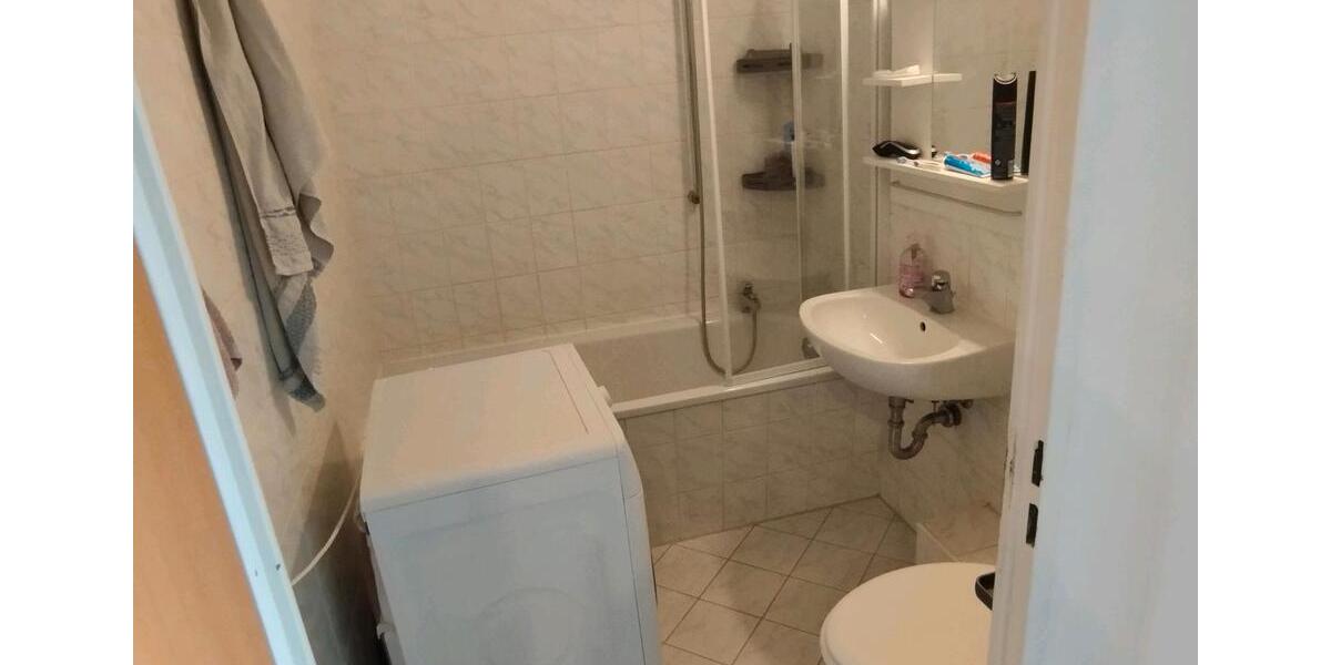 Etagenwohnung Erfurt - 2 Zimmer, 53 m&sup2;, 530&euro; | Angebot:26201140