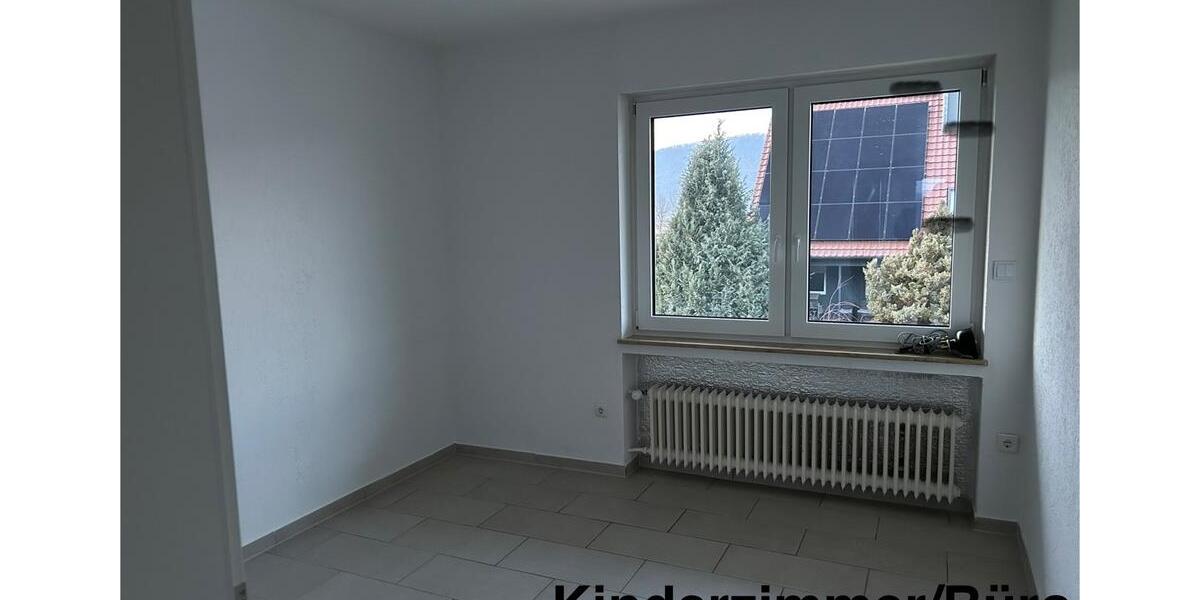 Etagenwohnung Porta Westfalica - 3 Zimmer, 81 m&sup2;, 950&euro; | Angebot:25142085