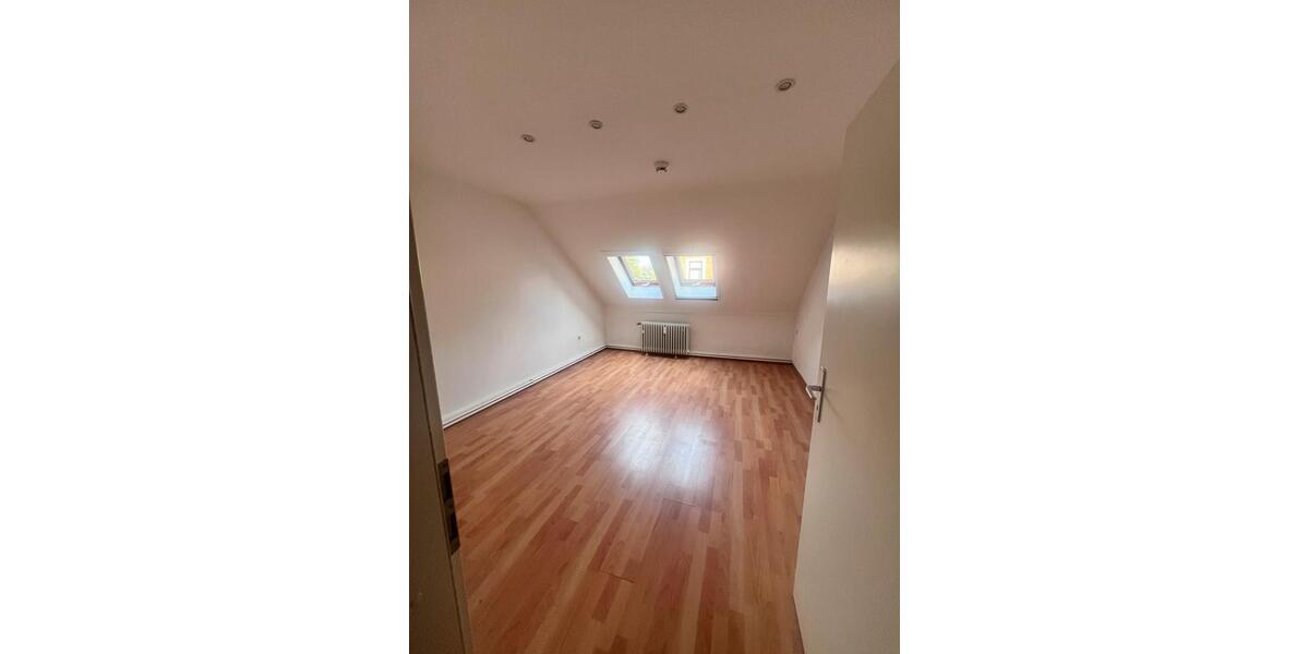 Dachgeschoßwohnung Braunschweig Lehndorf-Watenbüttel - 2 Zimmer, 63 m&sup2;, 770&euro; | Angebot:25698848