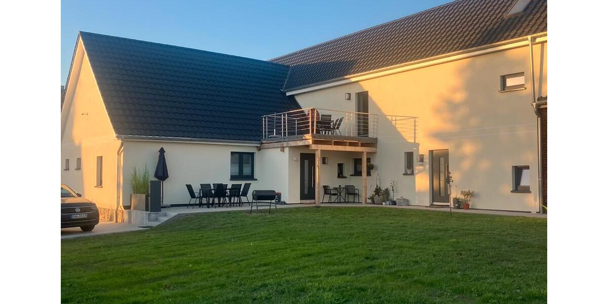 Wohnen auf Zeit Diesdorf - 10 Zimmer, 250 m&sup2;, 25&euro; | Angebot:24948049