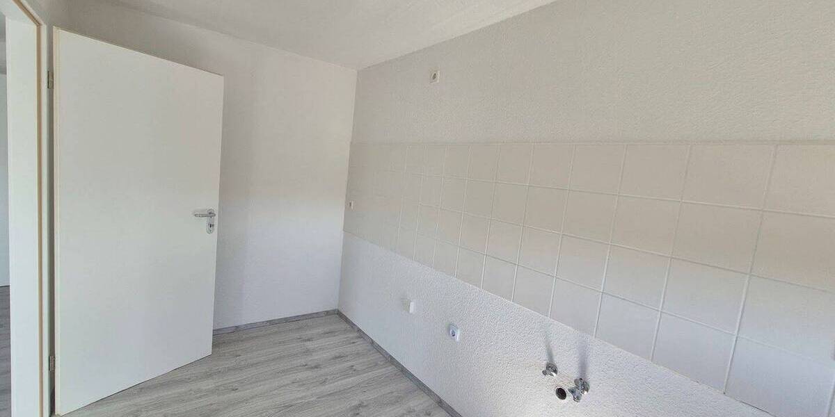 Etagenwohnung Singen (Hohentwiel) Singen - 2 Zimmer, 61 m&sup2;, 740&euro; | Angebot:26641451