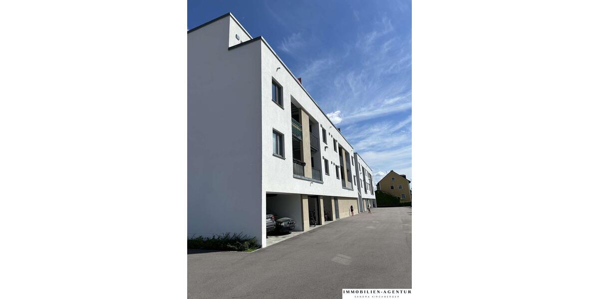 Etagenwohnung Schwandorf - 3 Zimmer, 89 m&sup2;, 721&euro; | Angebot:26424669