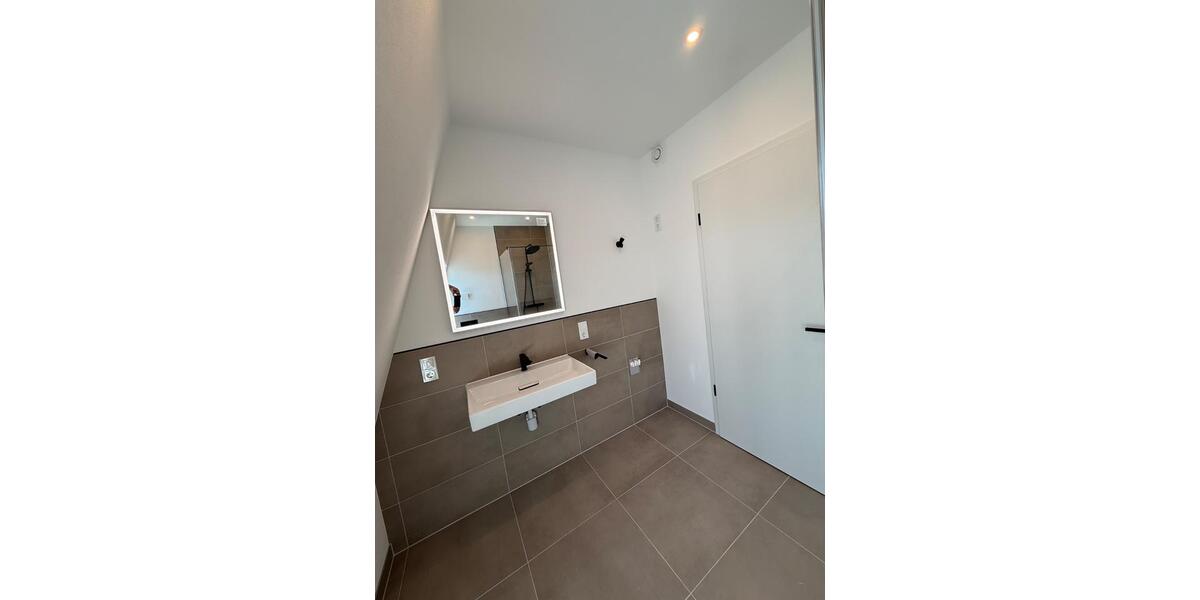 Einfamilienhaus Trier Feyen-Weismark - 3.5 Zimmer, 115 m&sup2;, 1.595&euro; | Angebot:26690219