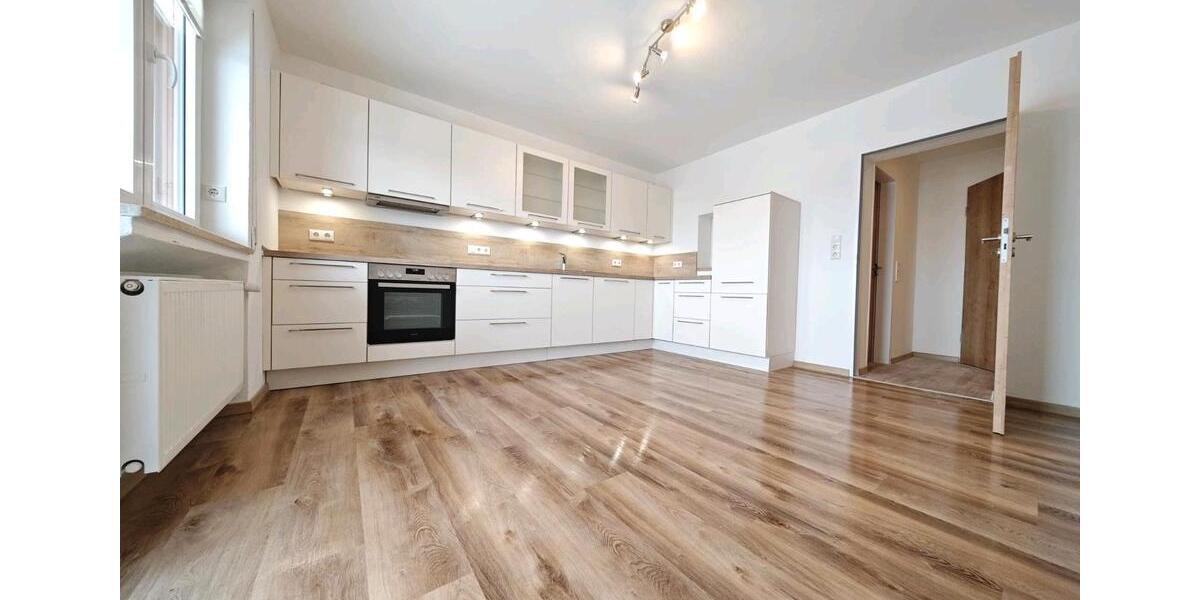 Etagenwohnung Sinzing - 3.5 Zimmer, 104 m&sup2;, 1.200&euro; | Angebot:24465484