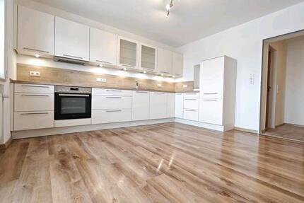 Wohnung Sinzing - 3.5 Zimmer, 104 m&sup2;, 1.200&euro; | Angebot:24465484