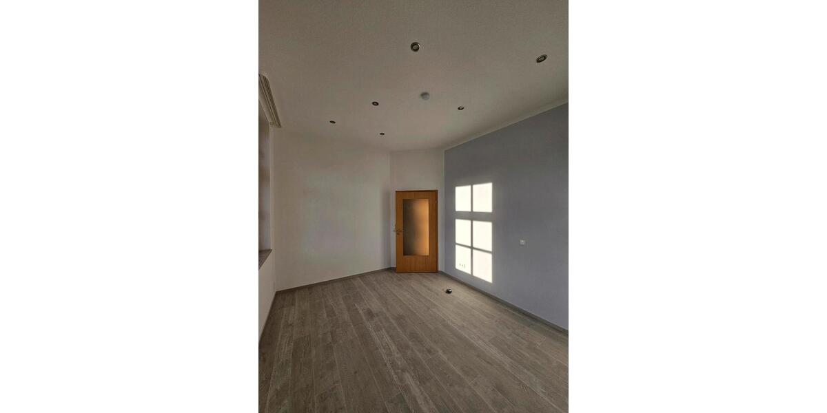 Erdgeschoßwohnung Schwarza - 2.5 Zimmer, 57 m&sup2;, 500&euro; | Angebot:26301168