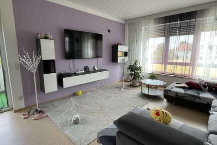 Wohnung zum Mieten in Obertraubling 1.115 € 139 m²