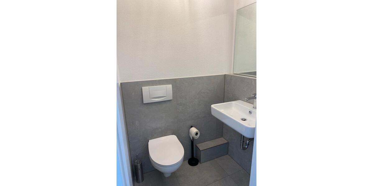 Etagenwohnung Hilzingen - 4.5 Zimmer, 120 m&sup2;, 1.700&euro; | Angebot:26645510