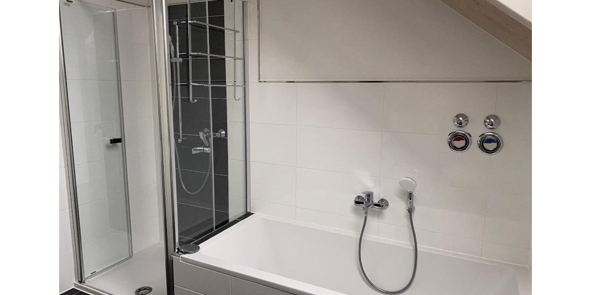 2-Zimmer Wohnung, Dachgeschosswohnung, Wohnung, Mietwohnung 2 zimmer