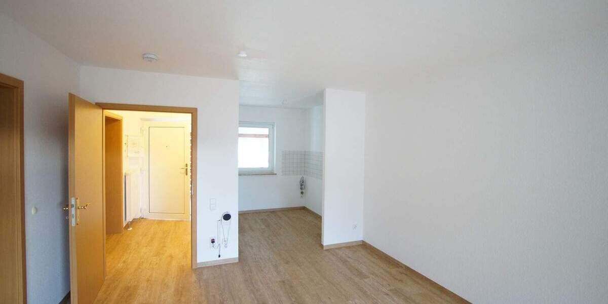 Etagenwohnung Zwönitz - 2 Zimmer, 47 m&sup2;, 354&euro; | Angebot:25676725