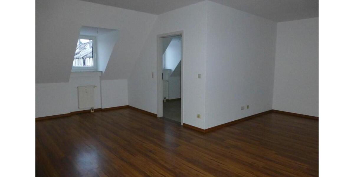 Etagenwohnung Rackwitz - 3 Zimmer, 83 m&sup2;, 715&euro; | Angebot:24431190