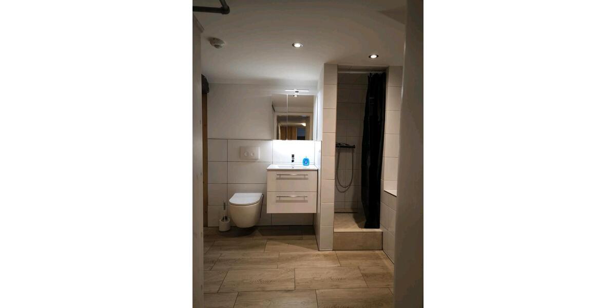 Wohnen auf Zeit Kaisheim - 5 Zimmer, 6 m&sup2;, 350&euro; | Angebot:26443178