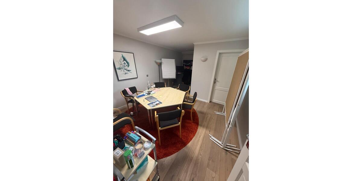 Etagenwohnung Rellingen - 2 Zimmer, 59 m&sup2;, 720&euro; | Angebot:25988112